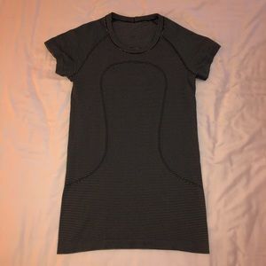 Lululemon Short Sleeve Athletic Shirt
